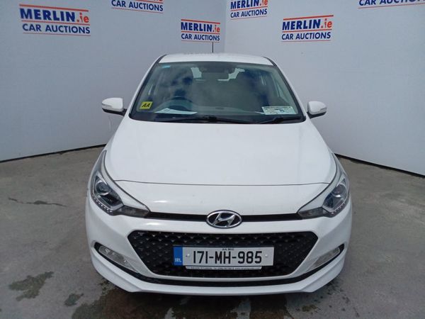 Hyundai i20 Hatchback, Diesel, 2017, White