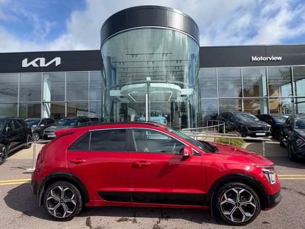 Kia Niro SUV, Hybrid, 2023, Red