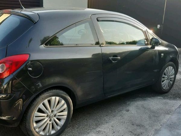 Vauxhall Corsa Hatchback, Petrol, 2013, Black
