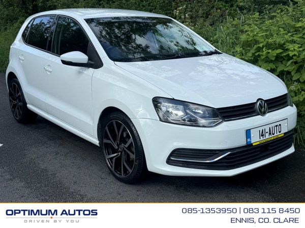 Volkswagen Polo Hatchback, Petrol, 2014, White