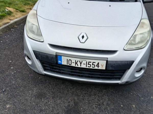 Renault Clio Hatchback, Ethanol Petrol, 2010, Silver