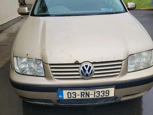 Volkswagen Bora Saloon, Diesel, 2003, Gold
