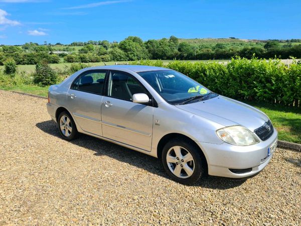 Toyota Corolla Saloon, Petrol, 2003, Silver