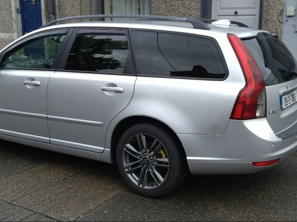 Volvo V50 Estate, Diesel, 2009, Silver