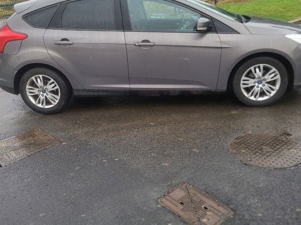 Ford Focus Hatchback, Diesel, 2012, Brown