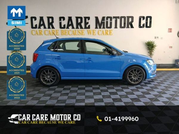 Volkswagen Polo Hatchback, Petrol, 2015, Blue