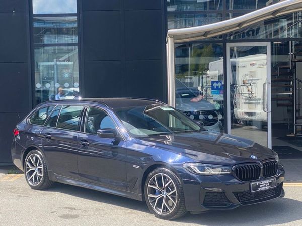 BMW 5-Series Estate, Hybrid, 2024, Black