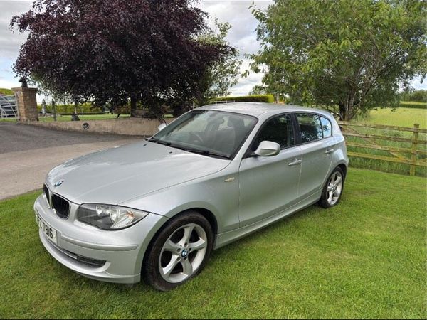 BMW 1-Series Hatchback, Petrol, 2011, Silver
