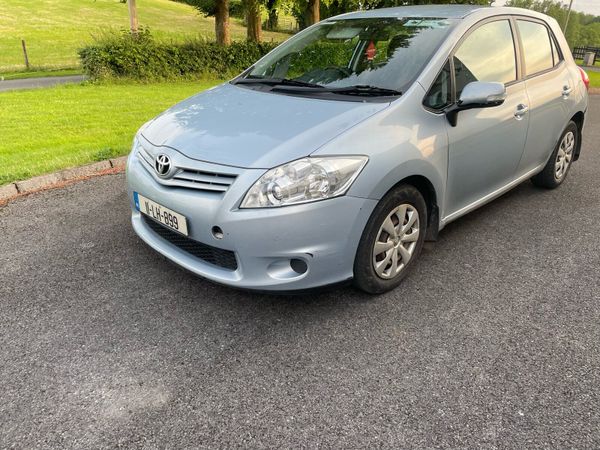 Toyota Auris Hatchback, Diesel, 2011, Blue