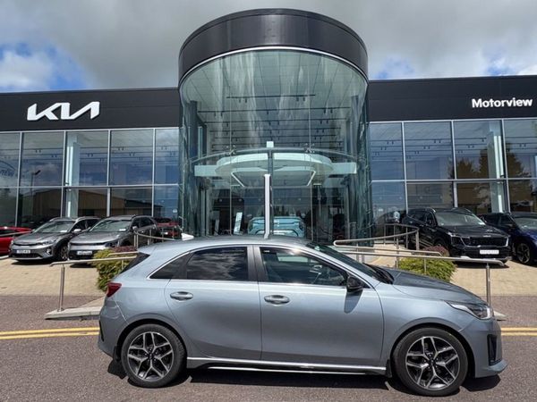 Kia Ceed Hatchback, Diesel, 2021, Grey
