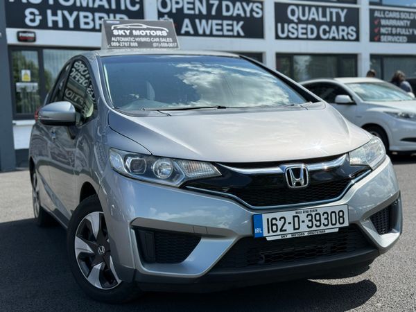Honda Jazz Hatchback, Petrol Hybrid, 2016, Silver