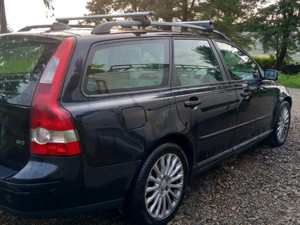 Volvo V50 Estate, Diesel, 2006, Black
