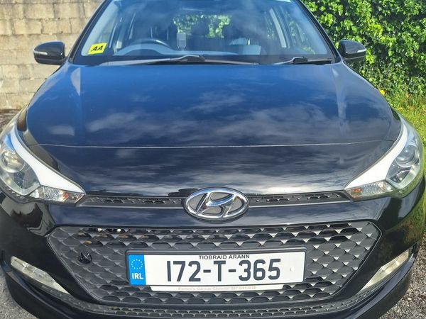 Hyundai i20 Hatchback, Petrol, 2017, Black