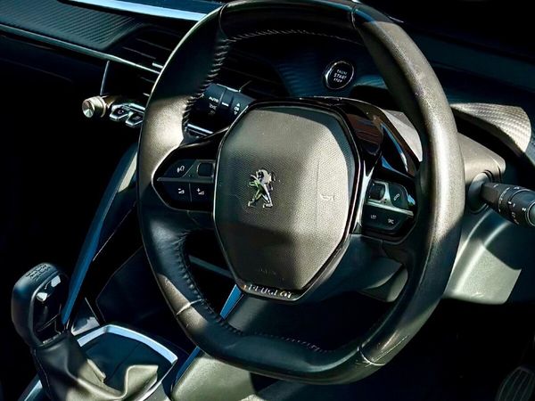 Peugeot 208 Hatchback, Petrol, 2022, Grey