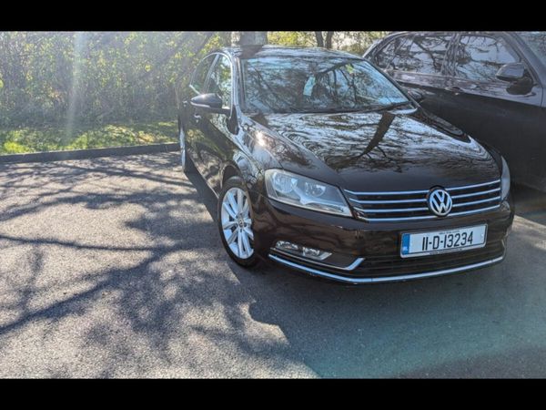 Volkswagen Passat Saloon, Diesel, 2011, Black