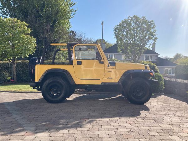 Jeep Wrangler SUV, Petrol, 2000, Yellow