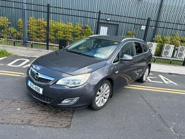 Opel Astra Estate, Diesel, 2012, Grey