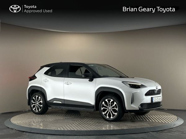 Toyota Yaris Cross Hatchback, Petrol Hybrid, 2022, White
