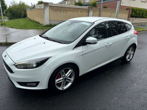 Ford Focus Hatchback, Petrol, 2015, White