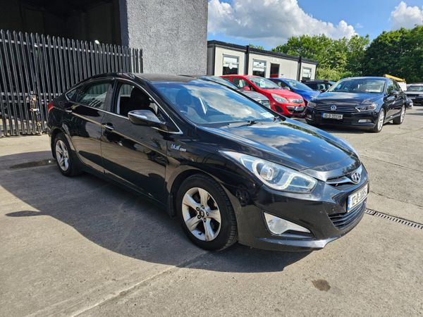 Hyundai i40 Saloon, Diesel, 2012, Black