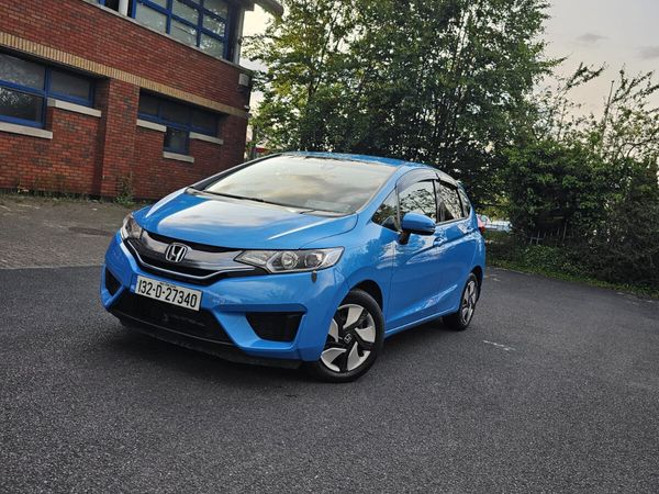 Honda Fit Hatchback, Petrol Hybrid, 2014, Blue