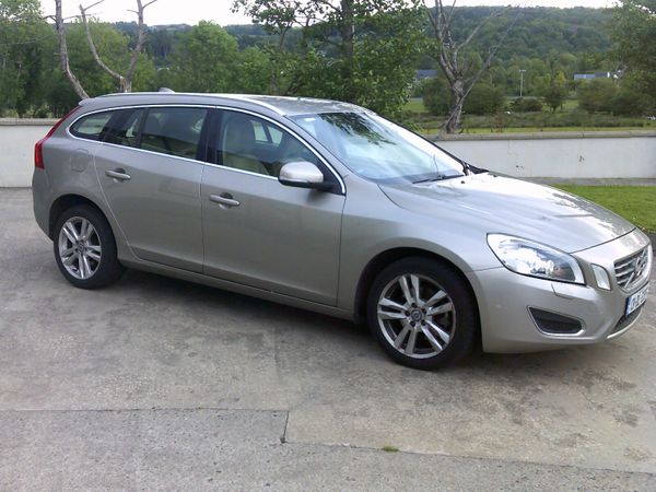 Volvo V60 Estate, Diesel, 2013, Gold