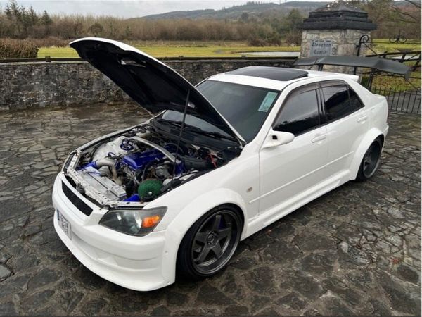 Toyota Other Saloon, Petrol, 1998, White