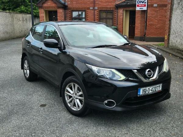 Nissan Qashqai Hatchback, Petrol, 2015, Black