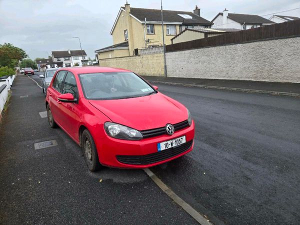 Volkswagen Golf Hatchback, Diesel, 2010, Red