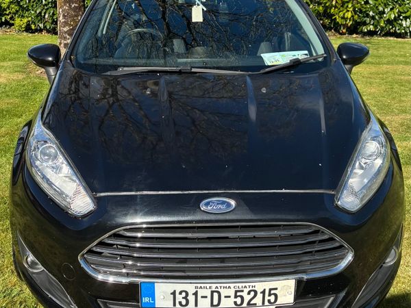 Ford Fiesta Hatchback, Petrol, 2013, Black