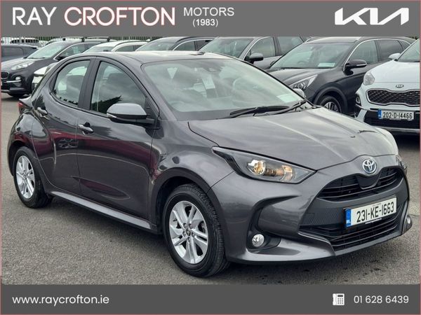Toyota Yaris Hatchback, Petrol Hybrid, 2023, Grey