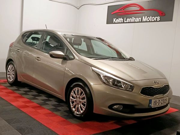 Kia Ceed Hatchback, Petrol, 2015, Silver