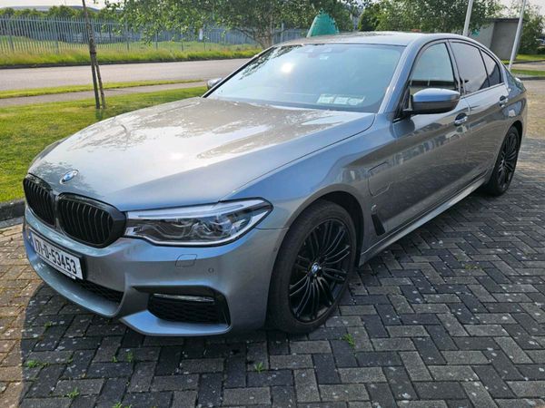 BMW 5-Series Saloon, Petrol Plug-in Hybrid, 2017, Blue