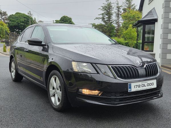 Skoda Octavia Hatchback, Diesel, 2017, Black