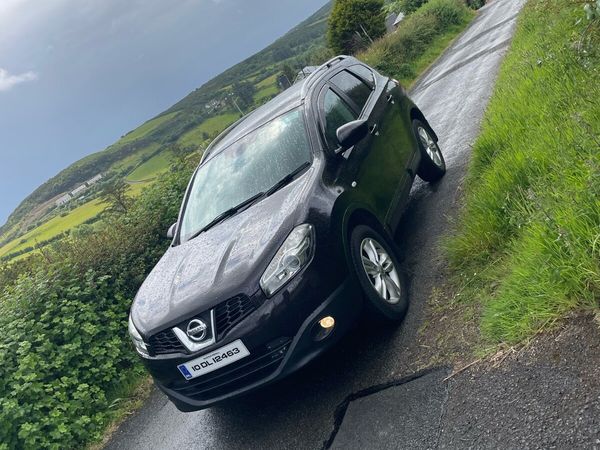 Nissan Qashqai+2 Hatchback, Diesel, 2010, Black