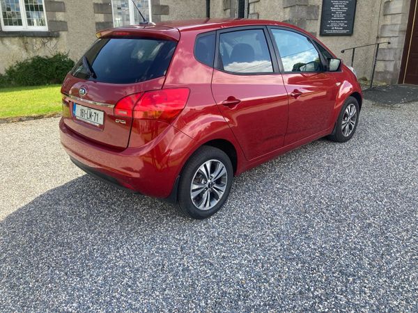 Kia Venga MPV, Diesel, 2016, Red
