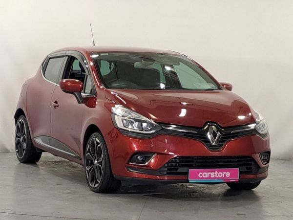 Renault Clio Hatchback, Petrol, 2018, Red