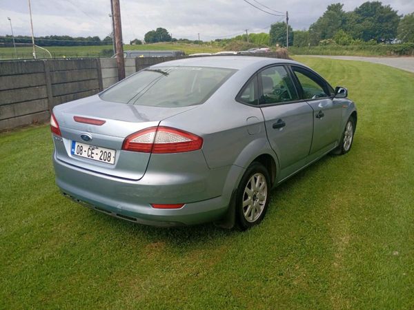 Ford Mondeo Saloon, Petrol, 2008, Blue