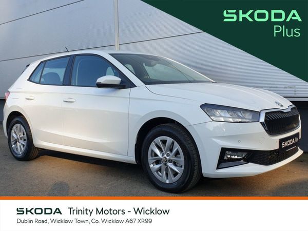 Skoda Fabia Hatchback, Petrol, 2024, White