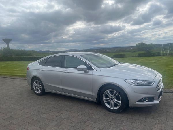 Ford Mondeo Hatchback, Diesel, 2020, Grey