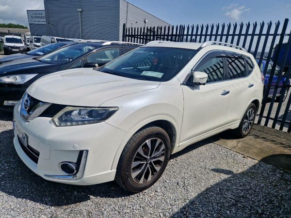 Nissan X-Trail SUV, Petrol, 2017, White