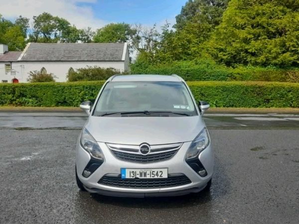 Vauxhall Zafira MPV, Diesel, 2013, Silver
