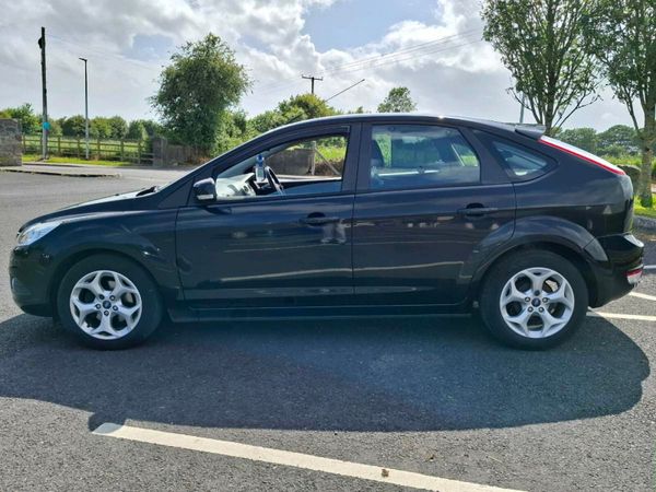 Ford Focus Hatchback, Diesel, 2011, Black
