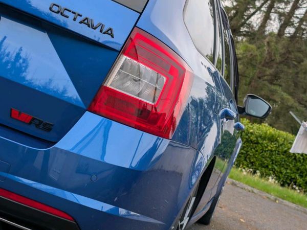 Skoda Octavia Estate, Diesel, 2015, Blue