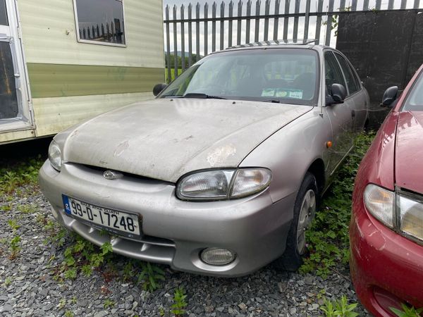 Hyundai Accent Hatchback, Petrol, 1999, Grey