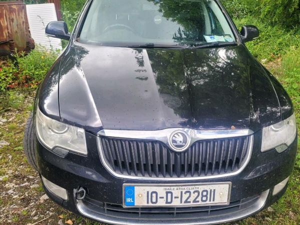 Skoda Superb Hatchback, Diesel, 2010, Black
