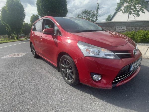 Toyota Verso MPV, Diesel, 2015, Red