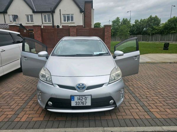 Toyota Prius Hatchback, Petrol Hybrid, 2014, Silver