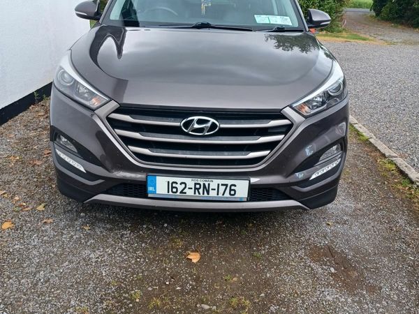 Hyundai Tucson SUV, Diesel, 2016, Bronze