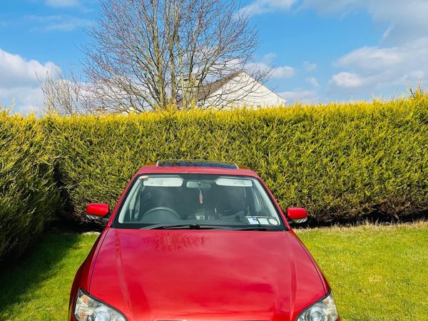 Subaru Legacy Saloon, Petrol, 2004, Red